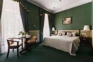 Отель Аркадия Плаза Отель Одесса Улучшенный двухместный номер с 1 кроватью или 2 отдельными кроватями-5